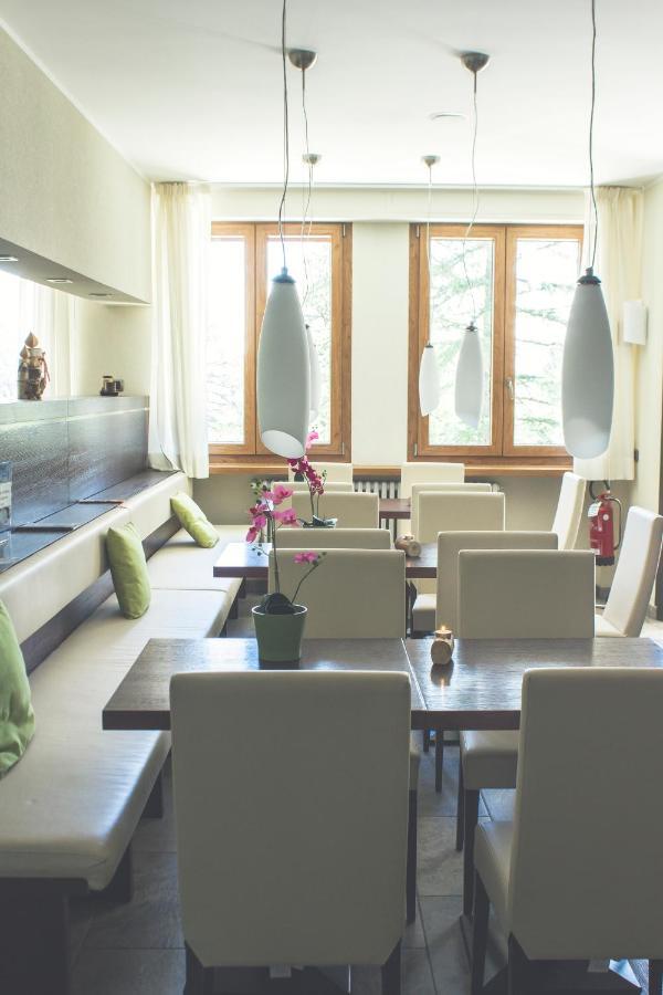 Albergo Ristorante Cuccini San Domenico Bagian luar foto