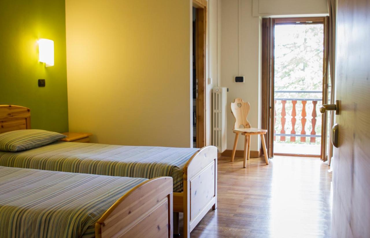 Albergo Ristorante Cuccini San Domenico Bagian luar foto